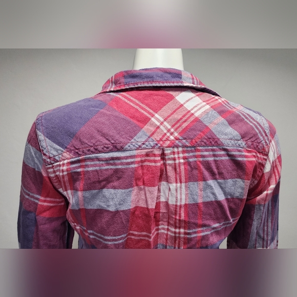 American Eagle Womens Favorite Fit Pink Purple Flannel Plaid Button Up Small S - Picture 6 of 12